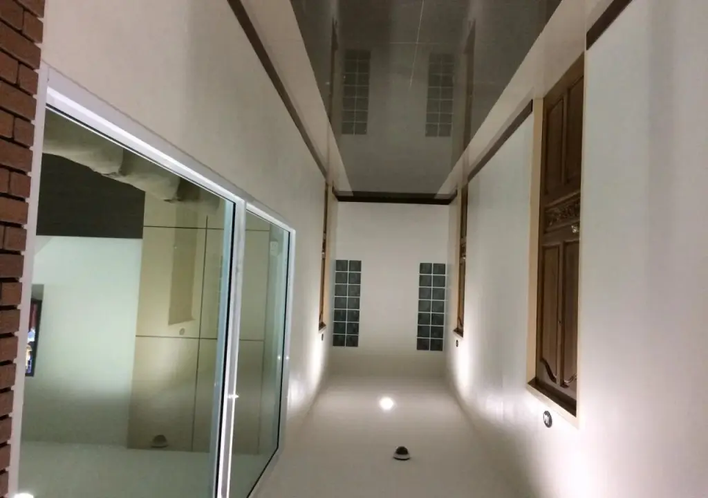 Накхонситхаммарат: Sutee Mansion