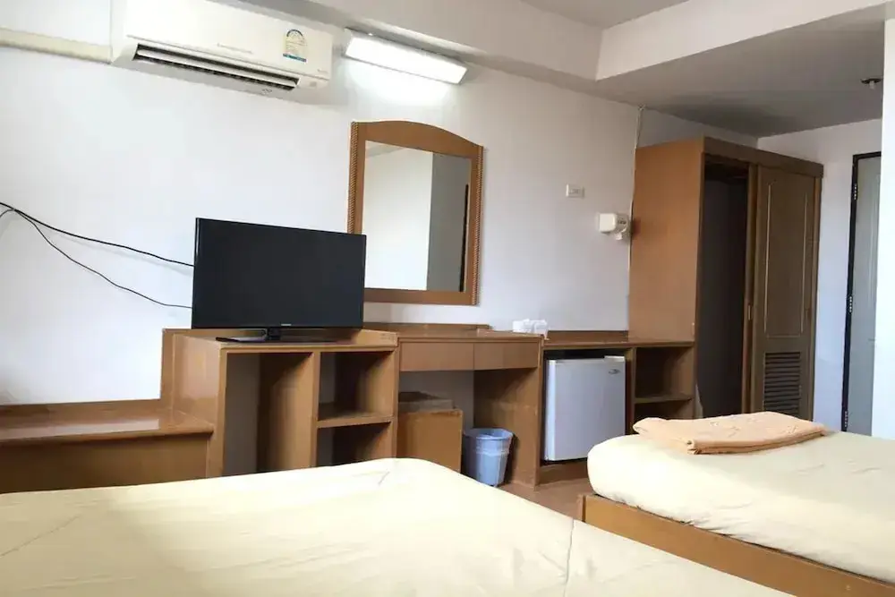 Пхитсанулок: U-Thong Hotel