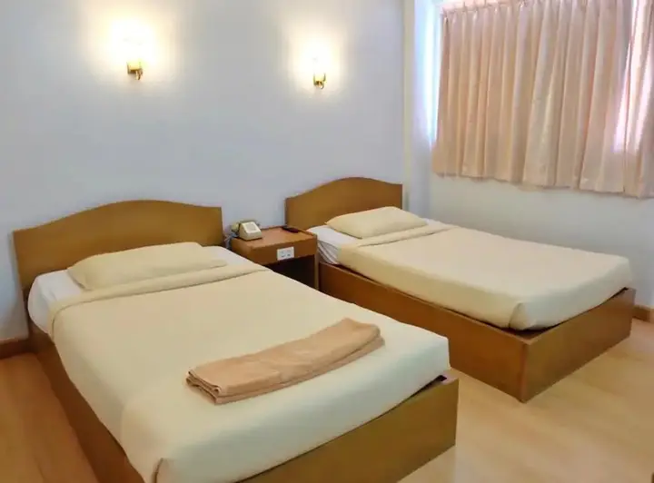 Пхитсанулок: U-Thong Hotel