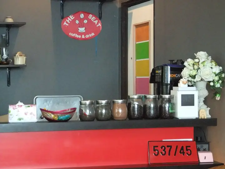 Кхлонг-Янг: The Seat Hostel