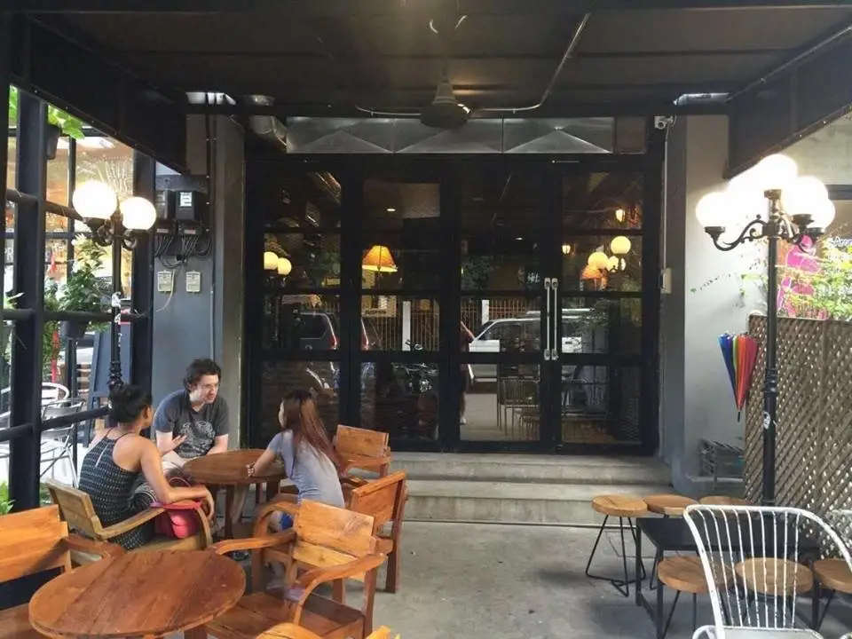 Чиангмай: Nimman Nest Hostel & Cafe
