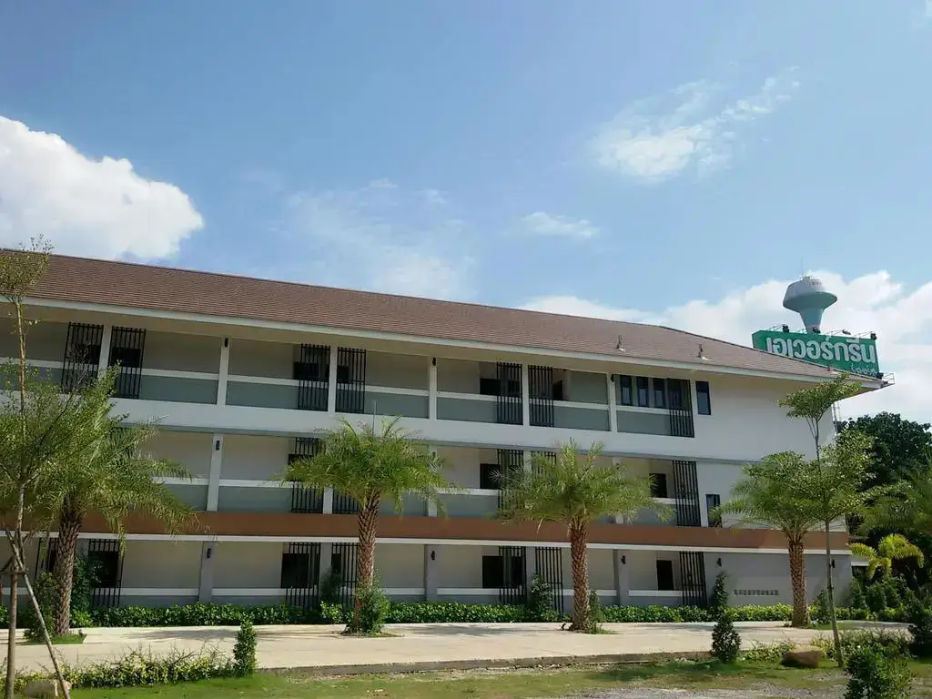Столичный район Чантхабури: Evergreen Resort Chanthaburi