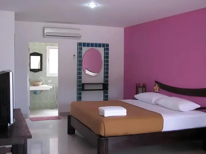 Паттайя: Baan Klang Noen Apartment