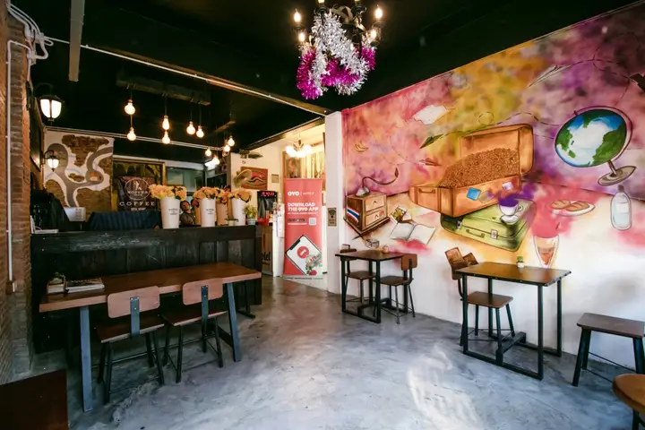 Бангкок: OYO 568 Art Hotel Hua Lamphong - Hostel