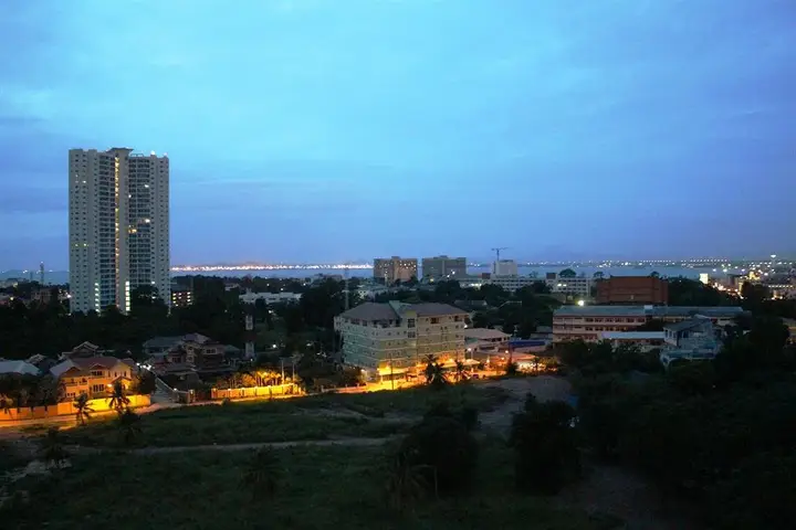 Паттайя: Lumpini Ville Naklua Good Luck