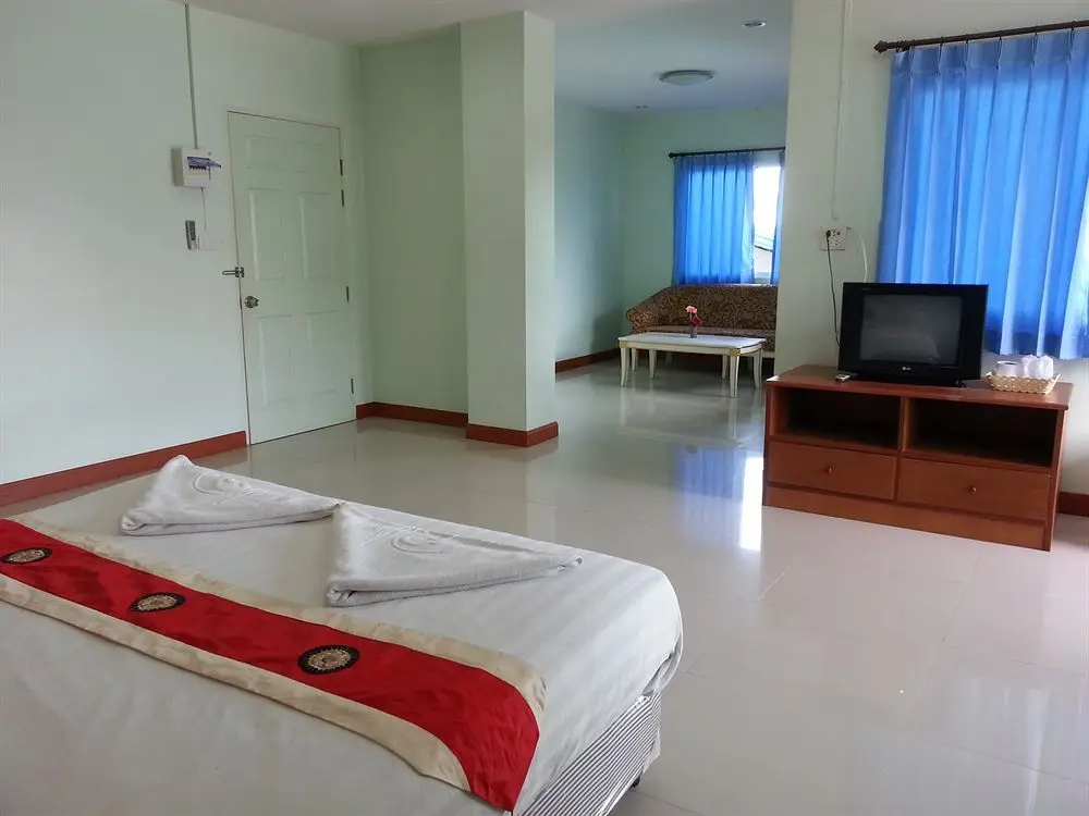 Сураттхани: See View Riverside Hotel