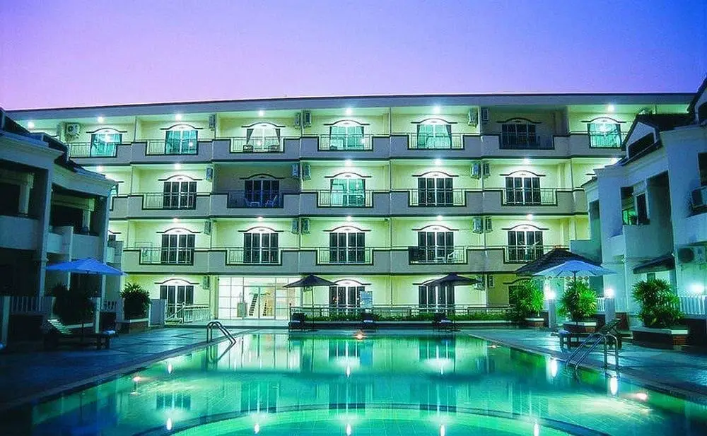 Паттайя: Paragon Place Serviced Apartments