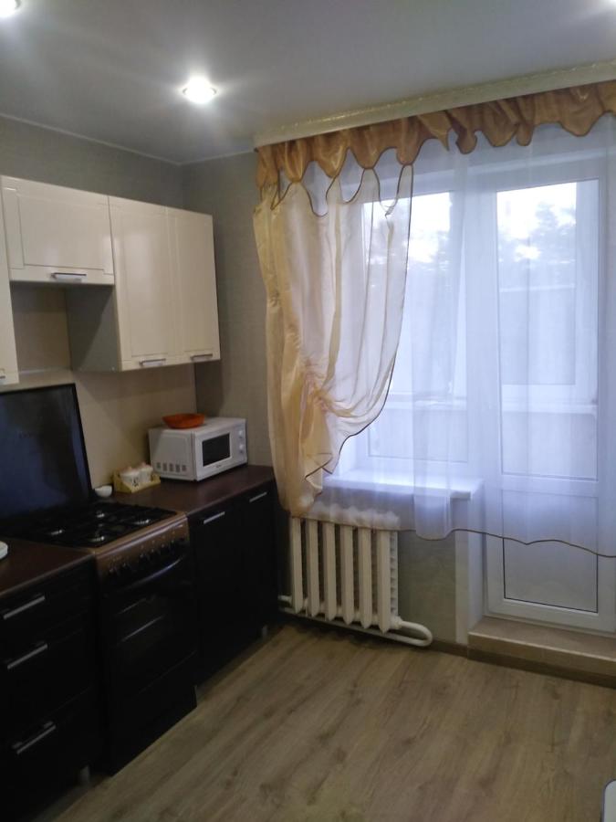 Пушкинские горы: Квартира в центре поселка