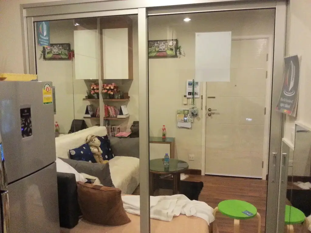 Нонтхабури: Bluetel Residence Tiwanon Station