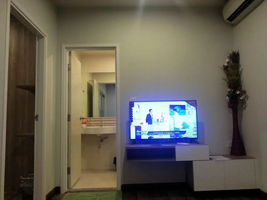 Нонтхабури: Bluetel Residence Tiwanon Station