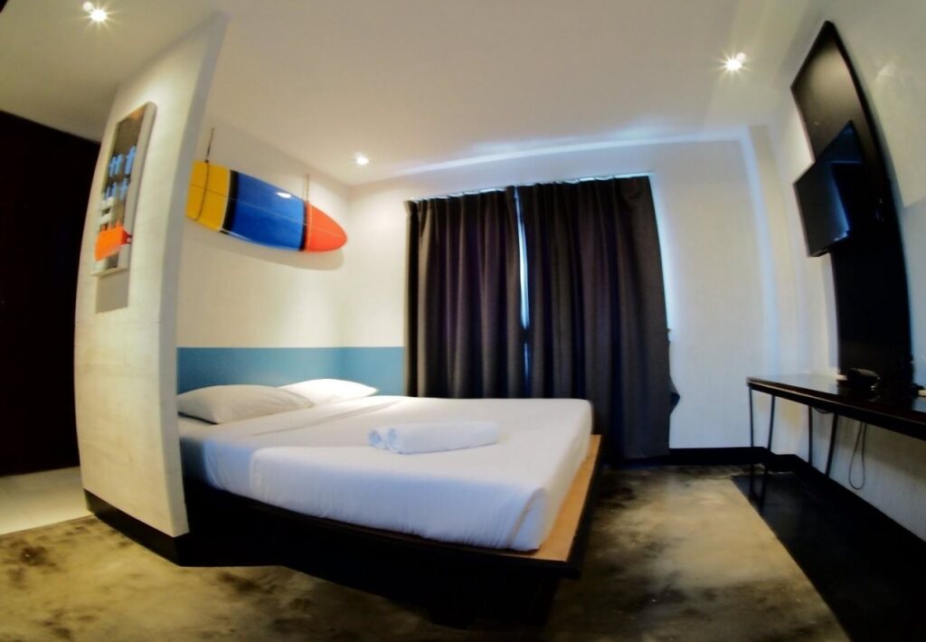 Муанг: Art C House