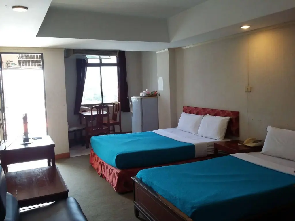 Бангкок: Donmuang Mansion