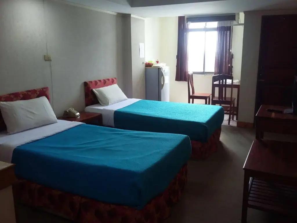 Бангкок: Donmuang Mansion