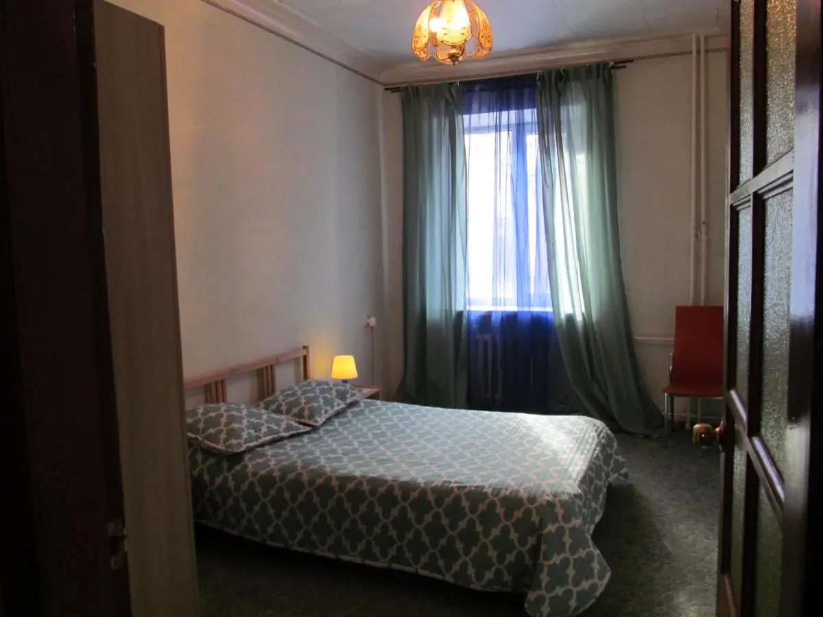 Псков: Apartment in a city center on Gogol str, 7