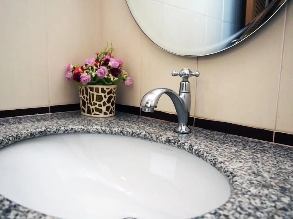 Паттайя: @Home Executive Apartment