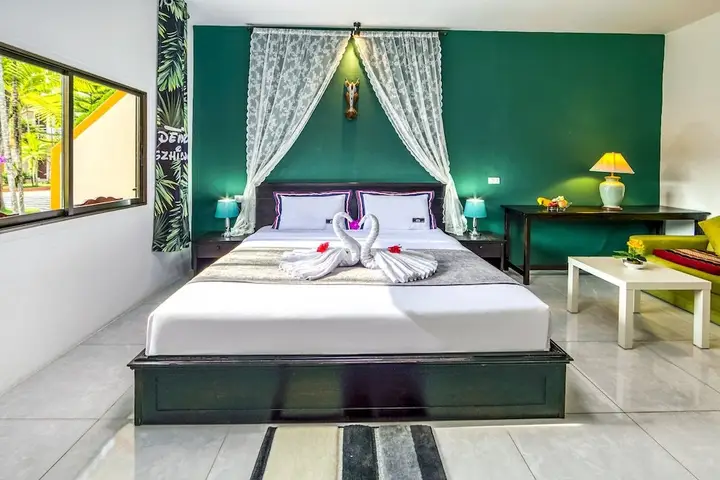 Кату: The Coconut Resort