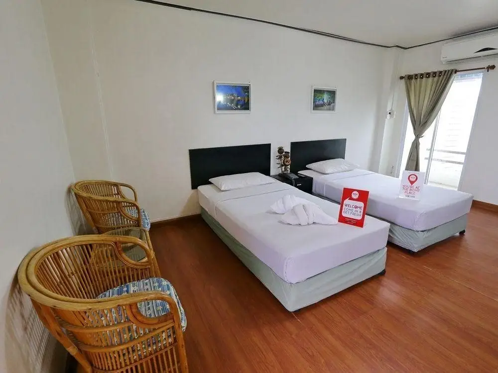 Лампанг: M.R Palace Hotel