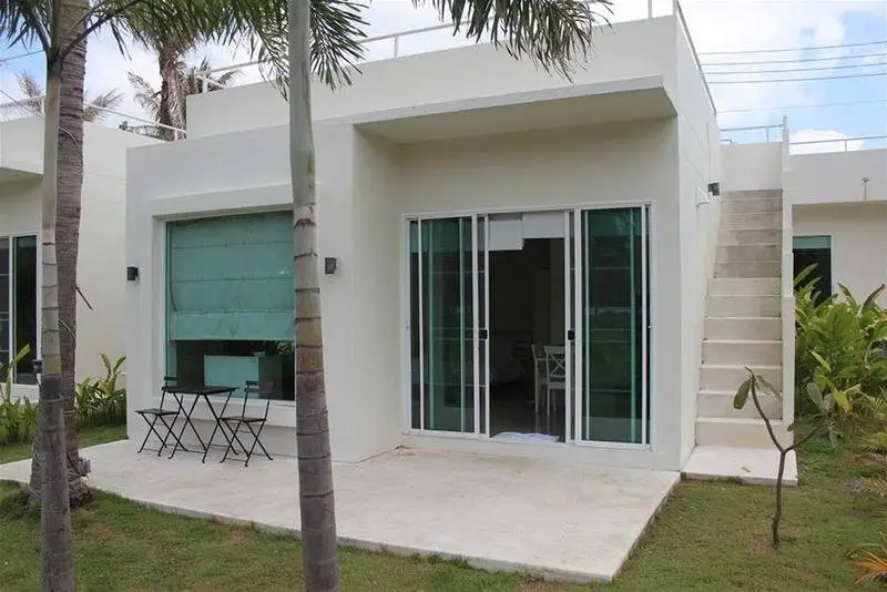 Сам-Рои-Йот: The Beach Village Resort