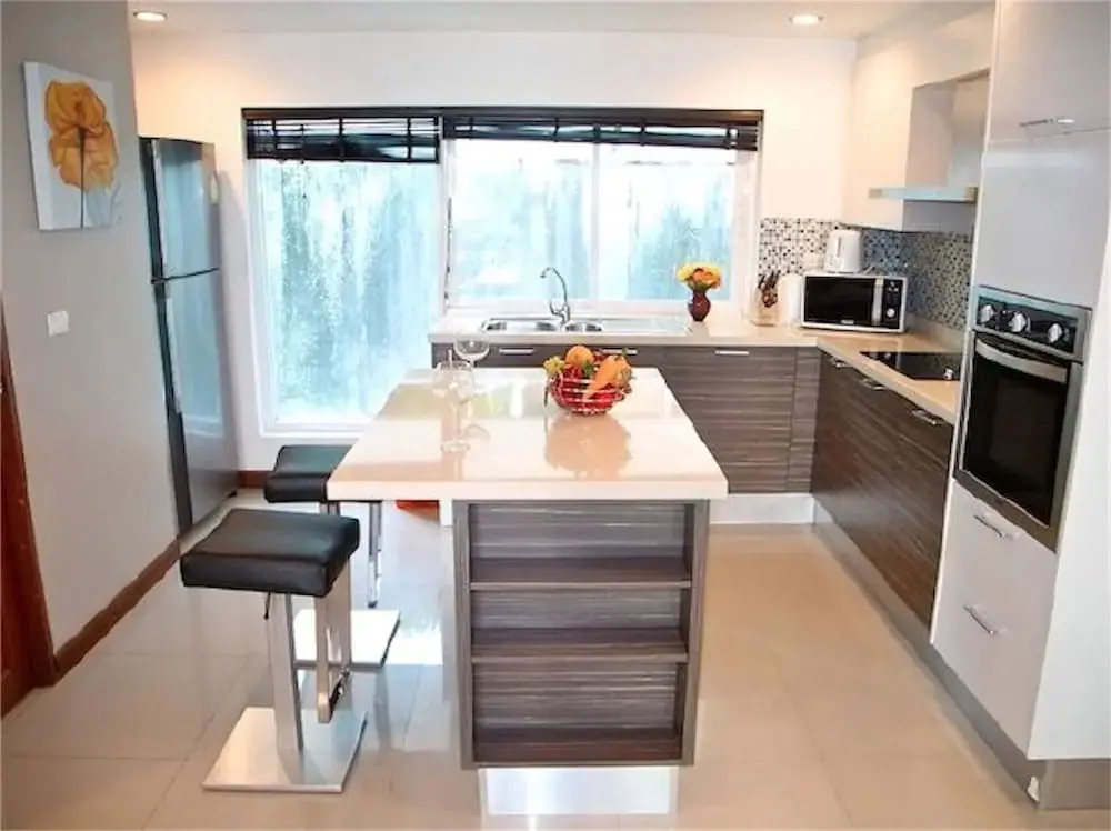 Муанг: Sunrise 3 bedrooms Modern Apartment In Nai Harn