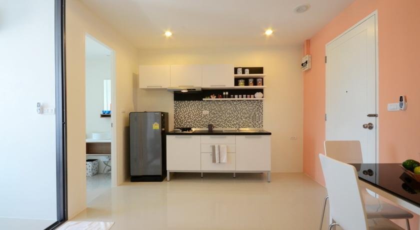 Муанг: The Square Residence