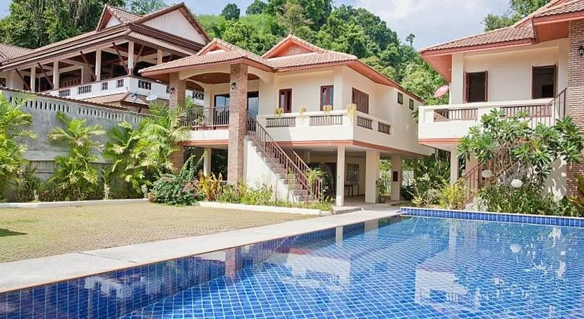 Кату: Loch Palm Villa B