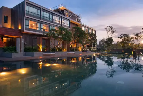 Отель North Hill City Resort — фото 1