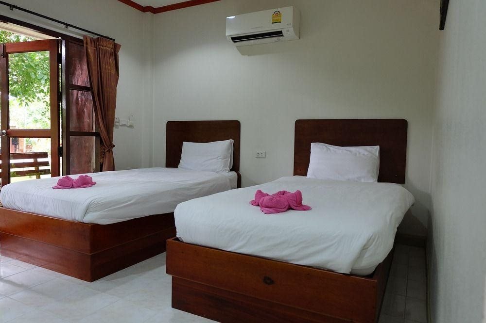 Исторический парк Kamphaeng Phet: Mai Yai Resort