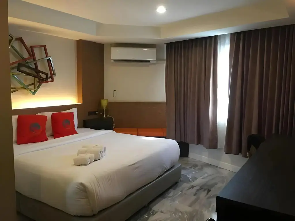 Пхитсанулок: Dragon River Avenue Hotel