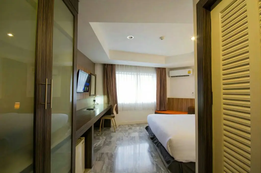 Пхитсанулок: Dragon River Avenue Hotel