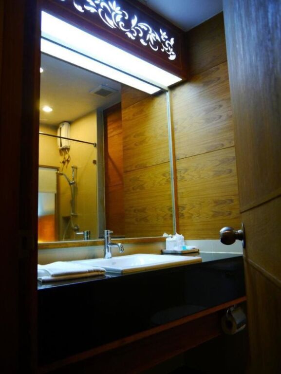 Ко Чанг: Baan Saikao Plaza Hotel & Service Apartment