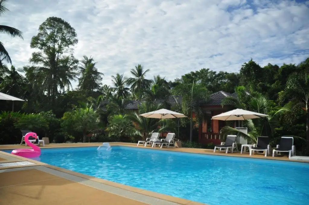 Ланта: Tamarind Twin Resort