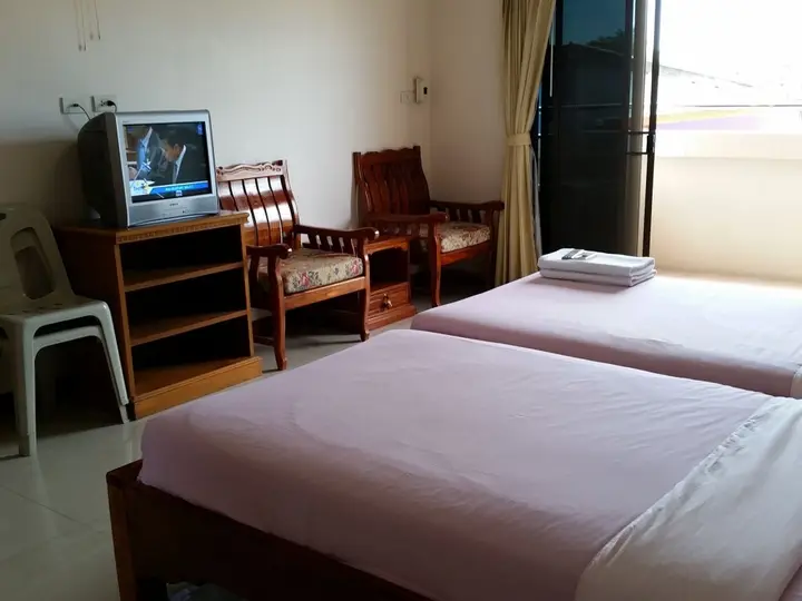 Паттайя: Tassanee Garden Lodge