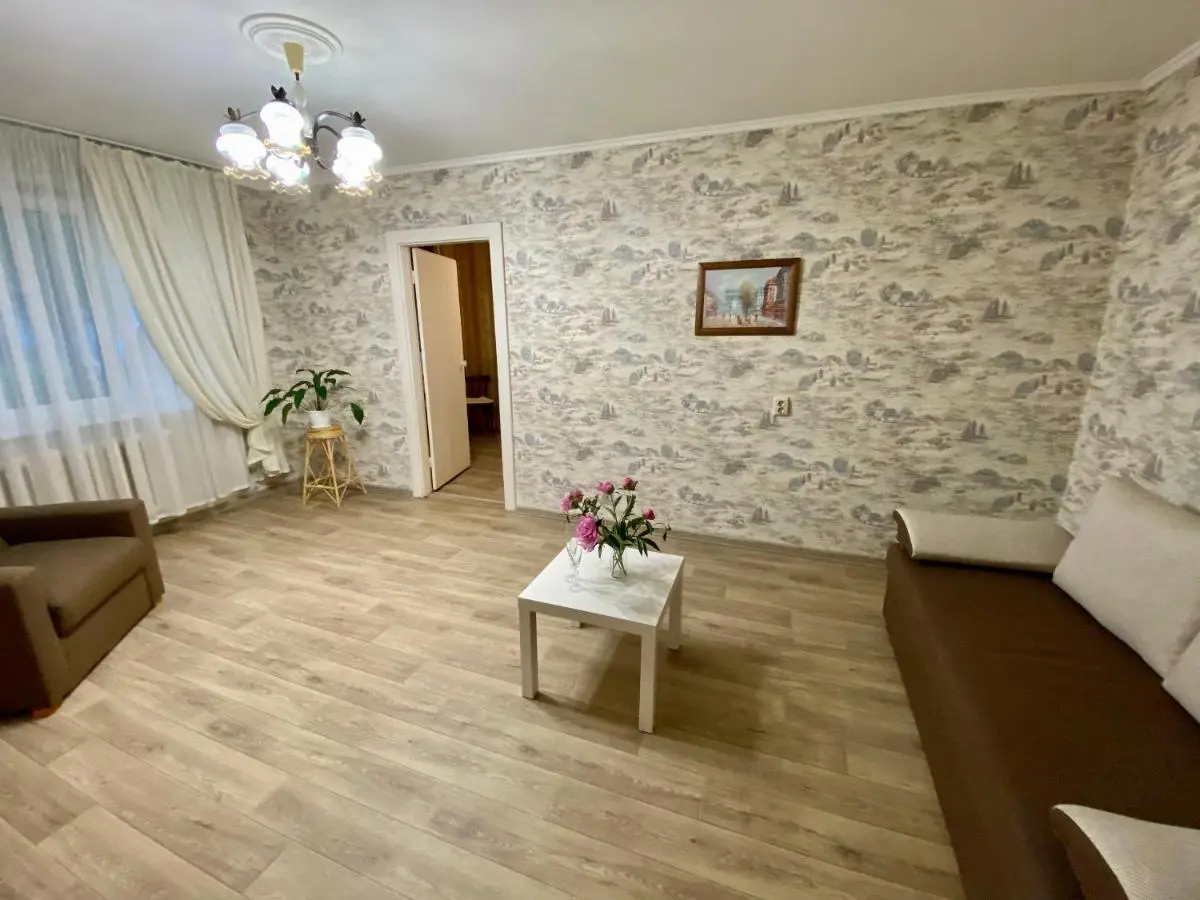 Псков: Апартаменты в центре Be my guest/Будь моим гостем
