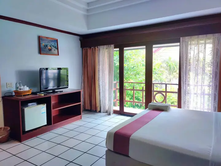 Prasat: Thong Paeka Hotel