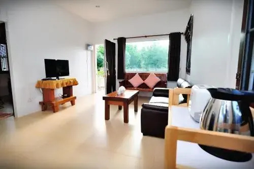 Пхонгпрасан: Garden Home Seaview