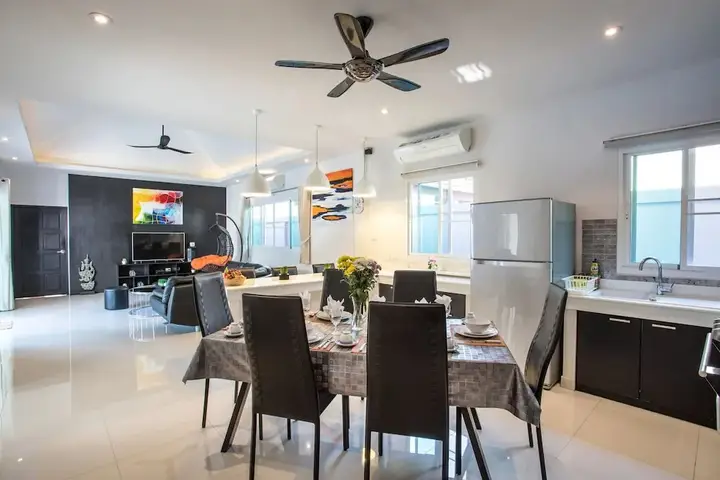 Муанг: Modern Elegance 3BR Pool Villa Marine