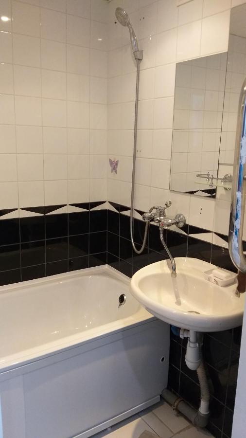 Псков: Апартаменты на Маргелова 15