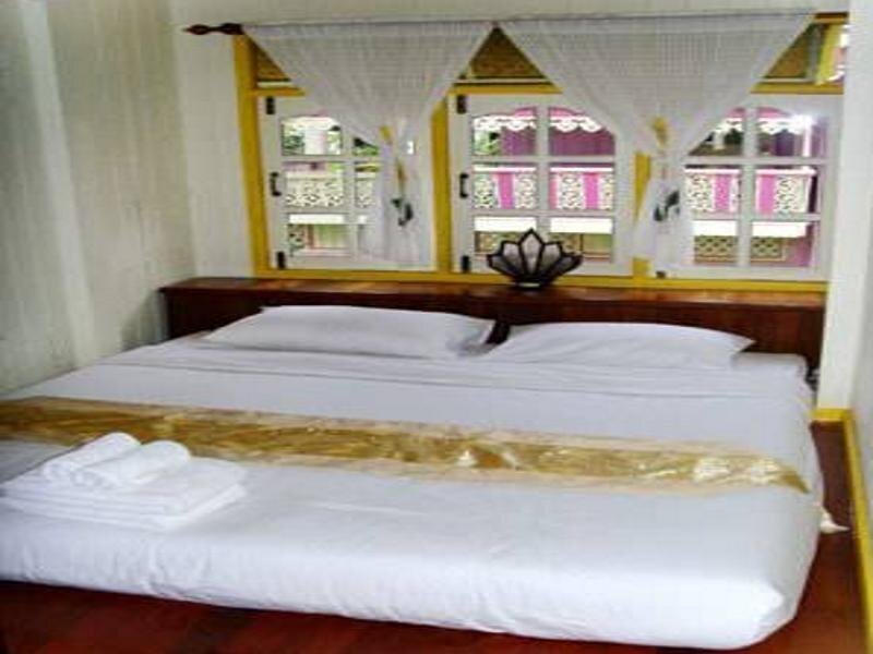 Кханонгпхра: Ruen Maingam Resort