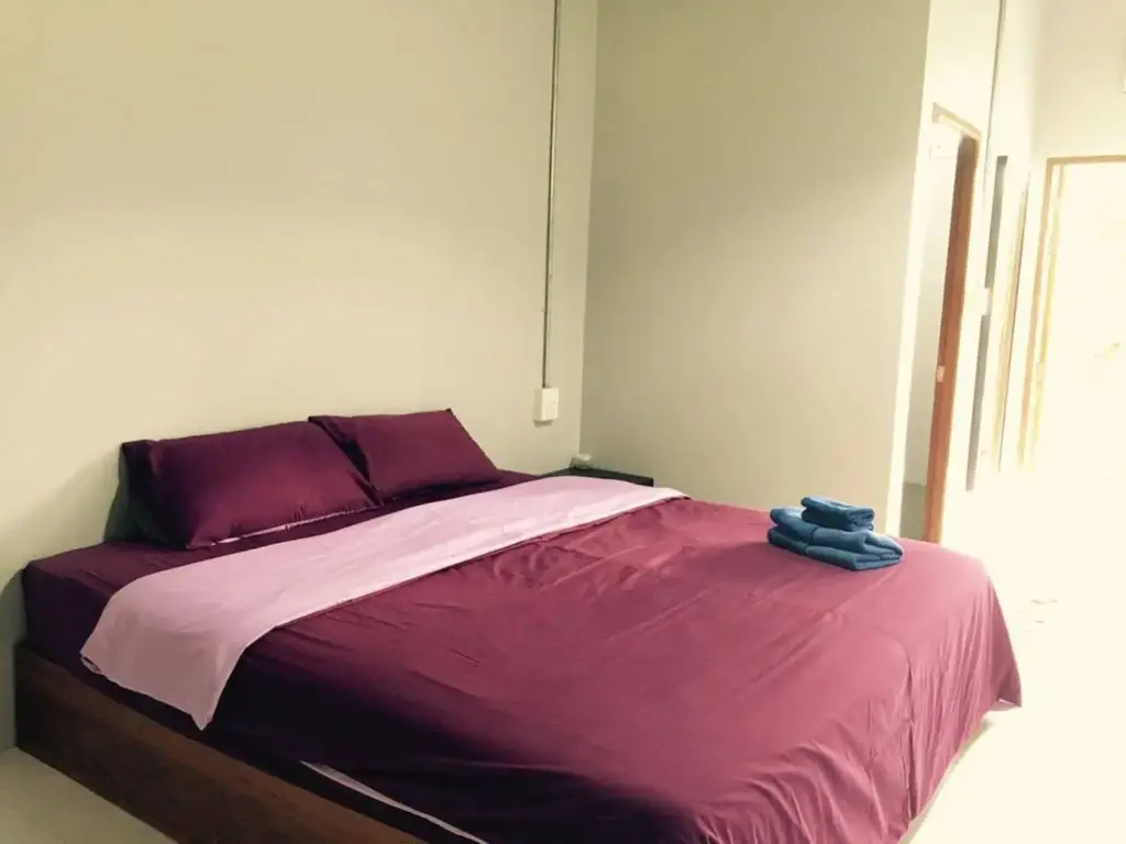 Сураттхани: Siri Guesthouse at Suratthani