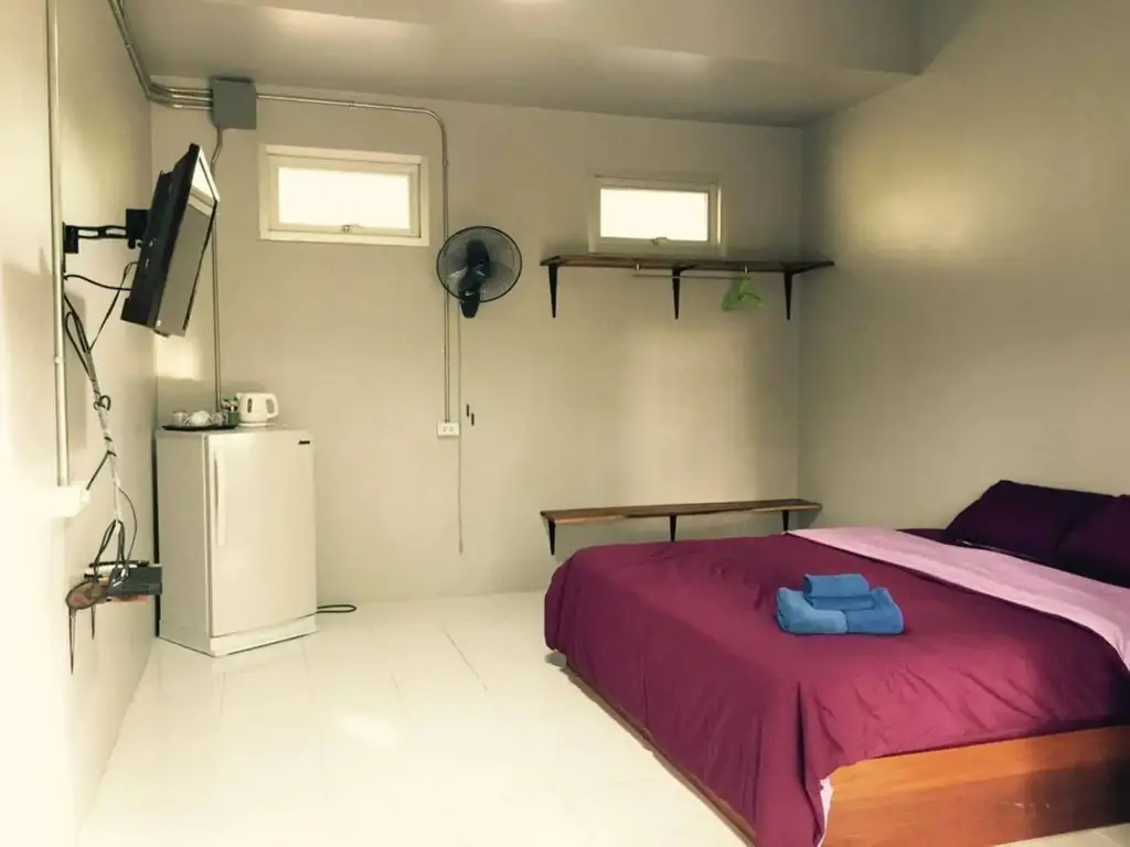 Сураттхани: Siri Guesthouse at Suratthani