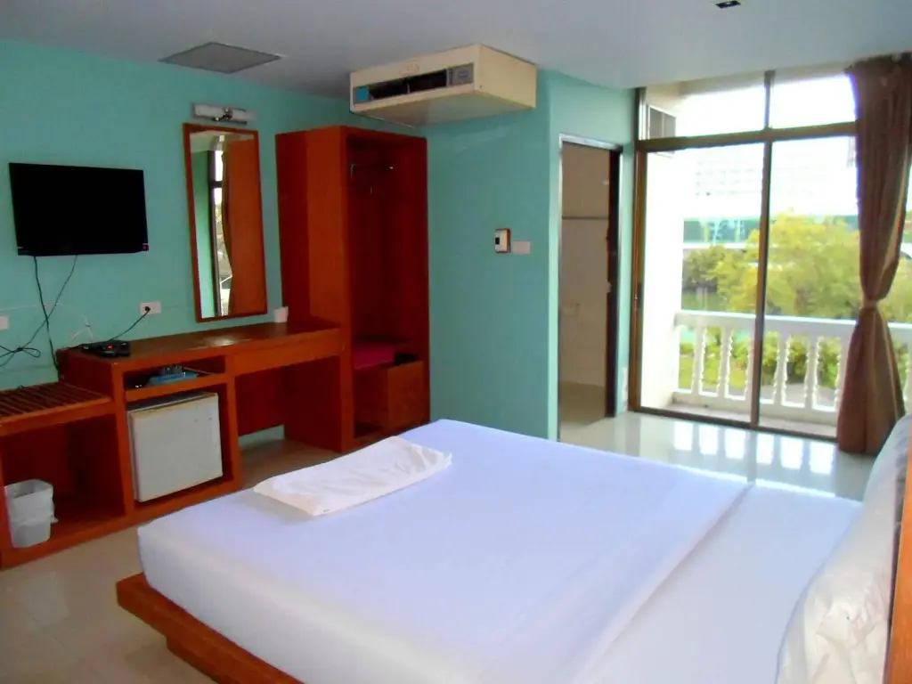 Сураттхани: River View Hotel