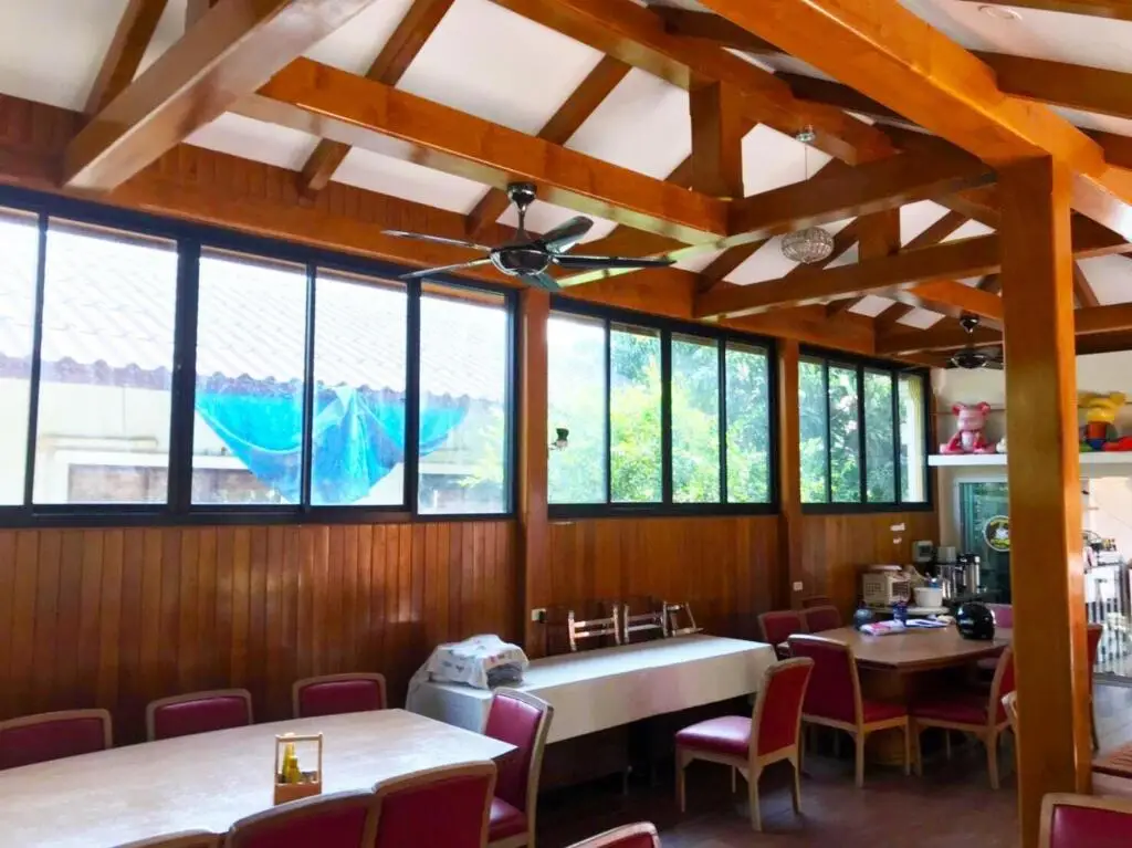 Дамноен Садуак: Damnoen Care Resort