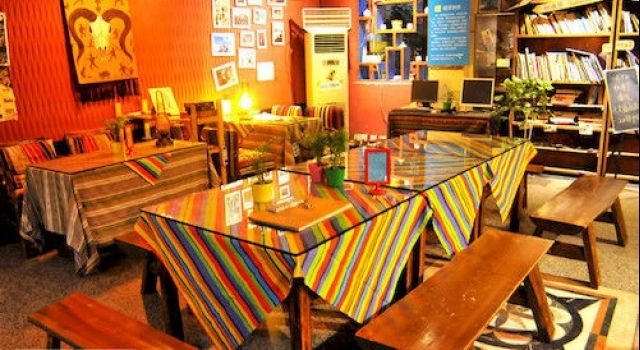 Чиангмай: DengBa Hostel (Dunbar Inn Chiang Mai chain stores)