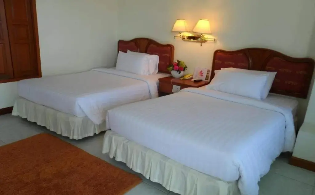 Пхитсанулок: Kresident Hotel