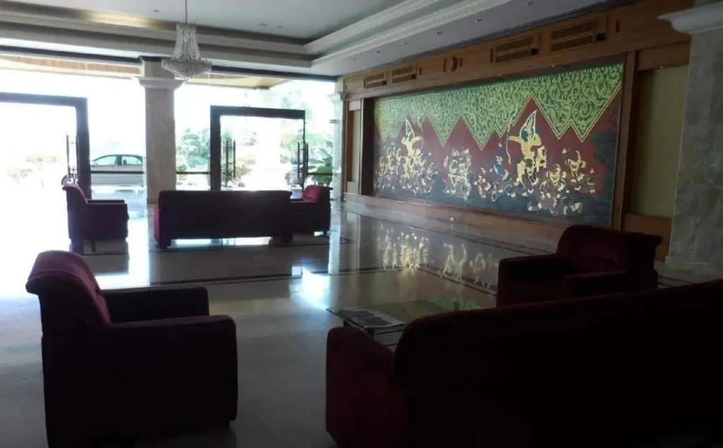 Пхитсанулок: Kresident Hotel