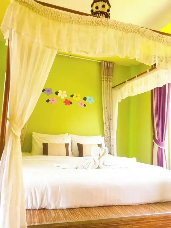 Ко-Лан: Moonlight Koh Larn