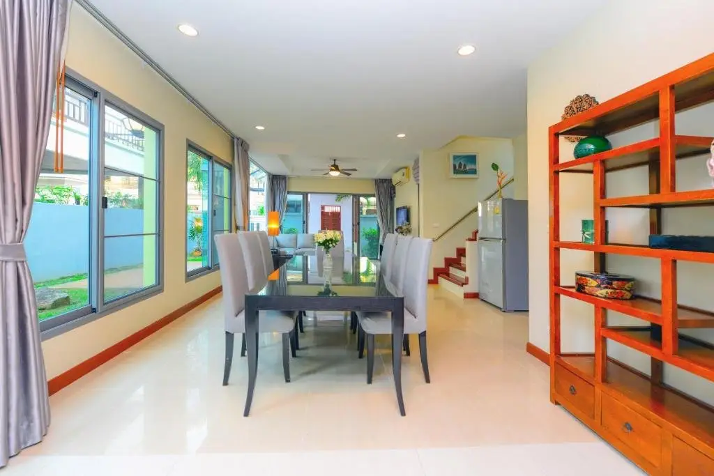 Кату: 74 Patong villa walk to Bangla Rd in 10min 3 room cozy modern style