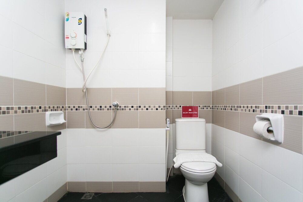 Кату: ZEN Rooms Patong Nanai 8