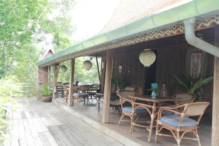 Ханг Донг: Thai Teak House Garden Homestay