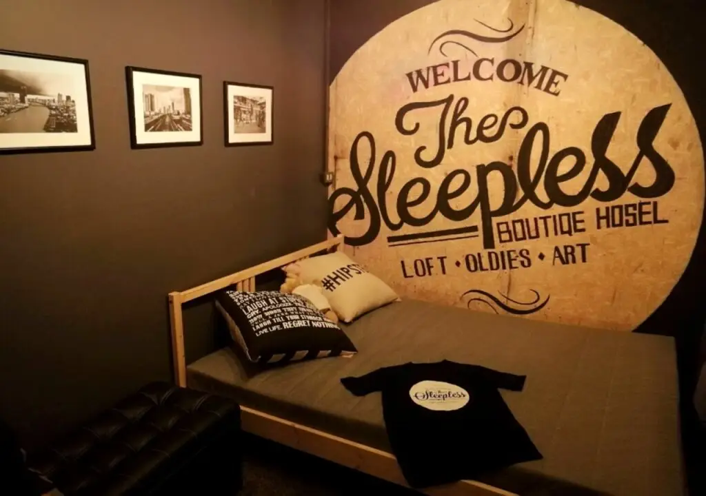 Бангкок: The Sleepless Boutique Hostel